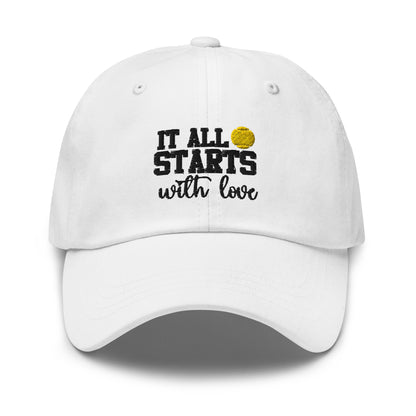 starts with love | Cap bestickt